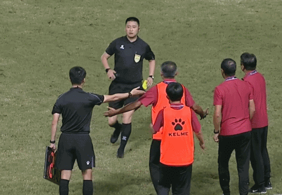 中甲辽宁沈阳城市队领队段鑫掌掴裁判事件引发