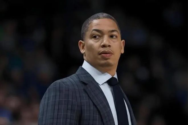 快船力克尼克斯跃居西部第八 球队阵容重组后能