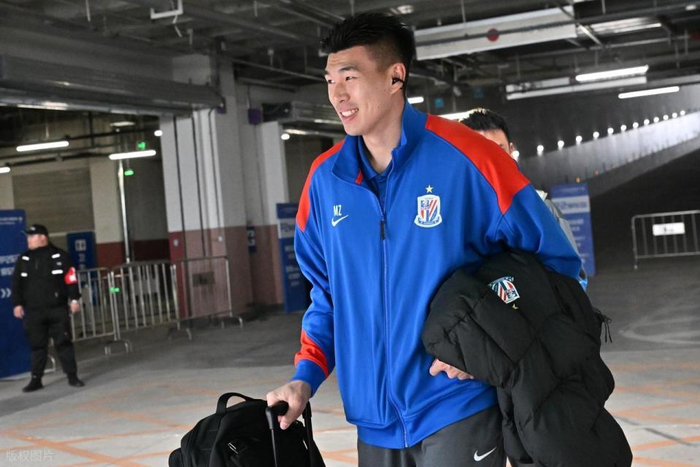 国足集训名单争议：签证成关键因素