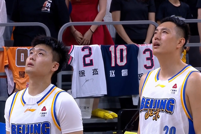 广东男篮主场惨遭逆转 首钢队完成惊天翻盘