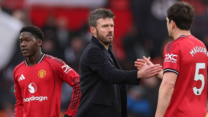 曼联2026夏窗五步重建计划：确定主帅、续约B费、