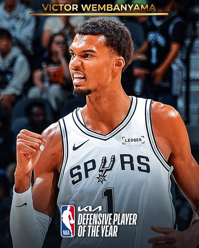 文班亚马季后赛首秀35分创多项纪录，马刺大胜开