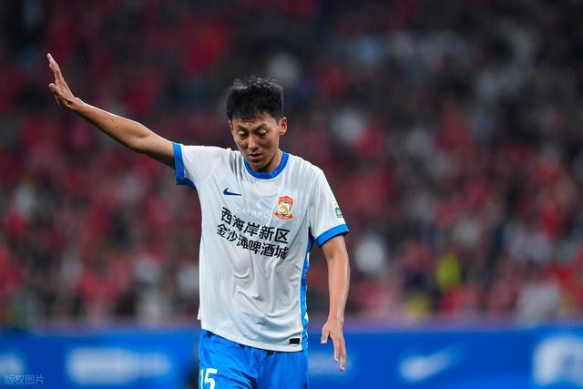 青岛西海岸惨败成都蓉城 郑智执教危机浮出水面